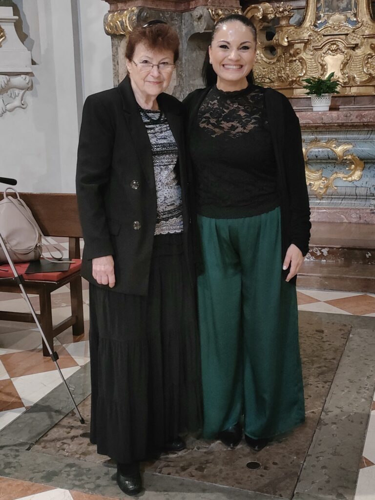 Elli Aloneftou a Vlasta Korbová