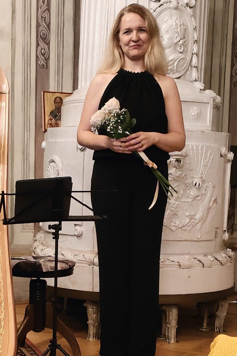 harfa - Hedvika Jouzová Mousa Bacha