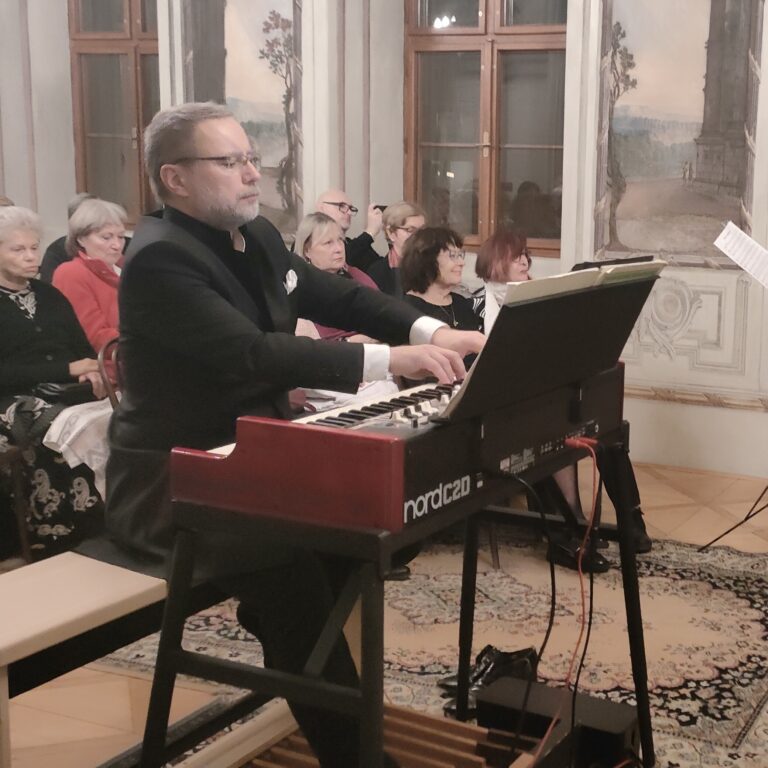 Robert Fuchs, klavírista, varhaník, skladatel