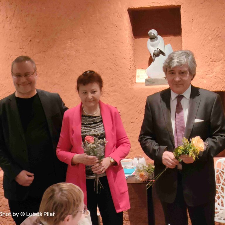 Robert Fuchs, Vlasta Korbová a Arnošt Proschek