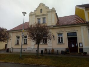 Videa z klubů a zámků