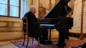 Ivan Klánský - klavír