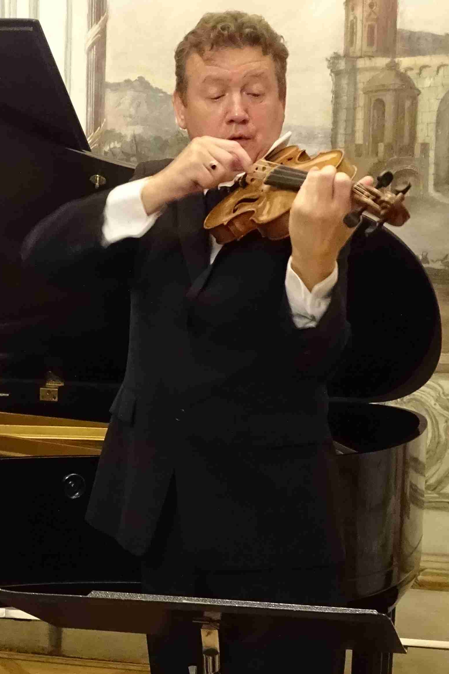 Houslista Ivan Ženatý